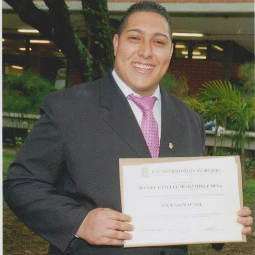 Daniel Ramirez Photo 17