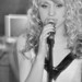 Julie Swift Photo 32