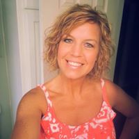 Julia Turner Photo 15