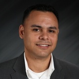 Robert Estrada Photo 7