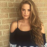 Emily Rowe Photo 22