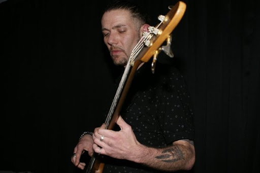 Geoff Rowe Photo 27