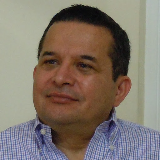 Luis Castro Photo 46