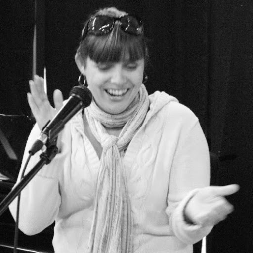 Angela Gordon Photo 6