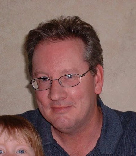 Michael Ahern Photo 48