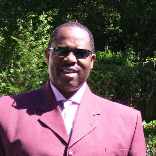 Lawrence Thompson Photo 18