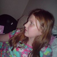 Louise Gray Photo 22