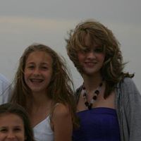 Debbie Thacker Photo 17