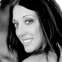 Julie Albright Photo 38