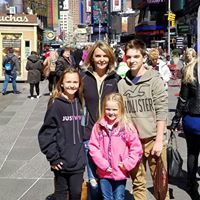Amy Kinney Photo 29