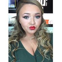 Nicole George Photo 17
