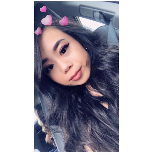 Linda Tran Photo 34