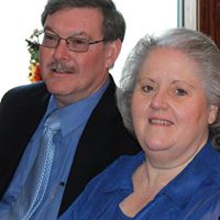 Debbie Hunt Photo 6
