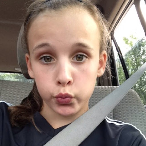 Alison Berg Photo 10