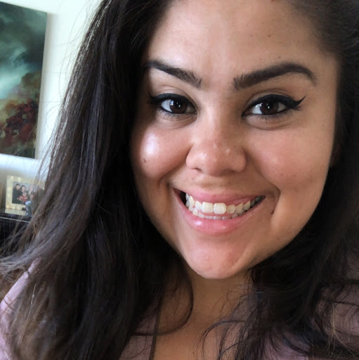 Claudia Vasquez Photo 16