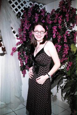 Amanda Jewell Photo 25