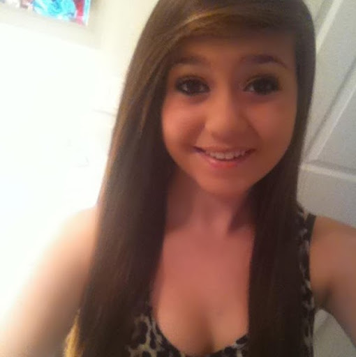 Mallory Morgan Photo 15