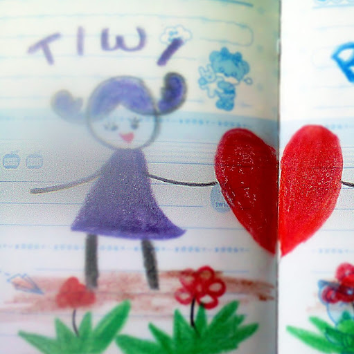 Nurul Pratiwi Photo 5