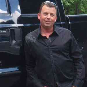 Matthew Silver Photo 20