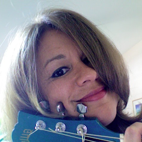 Lori Kelley Photo 19