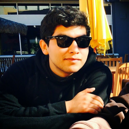 Manuel Flores Photo 17
