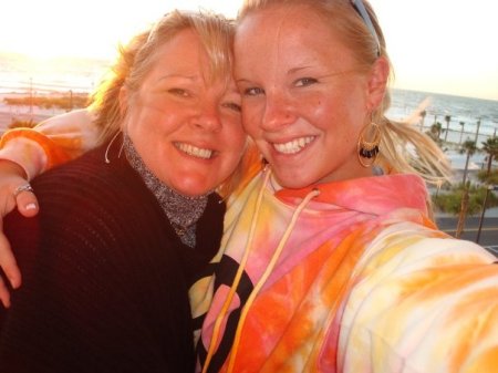 Julie Dunlap Photo 40