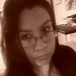 Desiree Gomez Photo 7