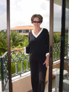 Renee Morris Photo 27