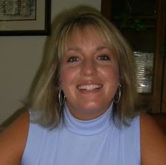 Julie Garner Photo 18