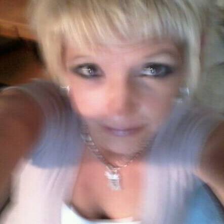Angela Neal Photo 24