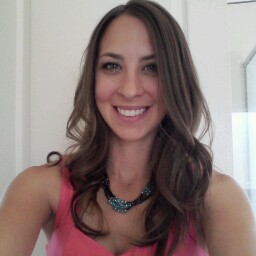 Danielle Ramirez Photo 20