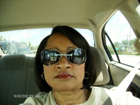 Sharon Perry Photo 32