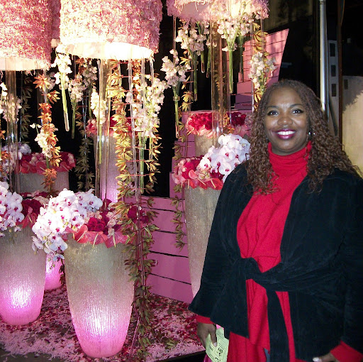 Darlene Thompson Photo 38