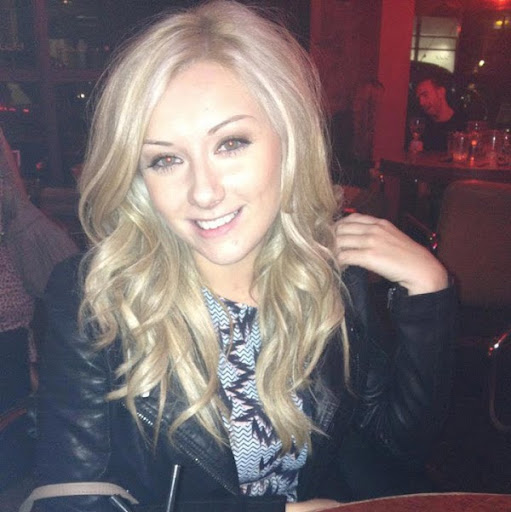 Leah Gallagher Photo 19