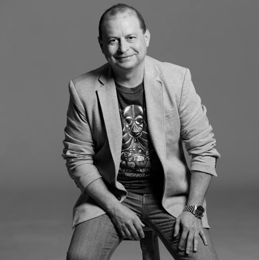 Juan Estrada Photo 28