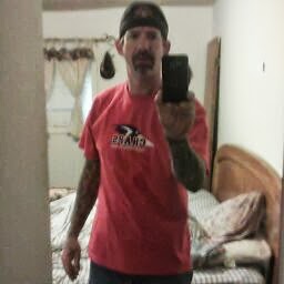 Michael Skaggs Photo 22