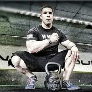 Adrian Robles Photo 40