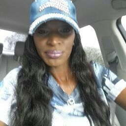 Cynthia Sims Photo 30
