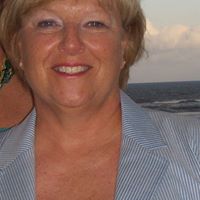 Alice Gilmore Photo 7