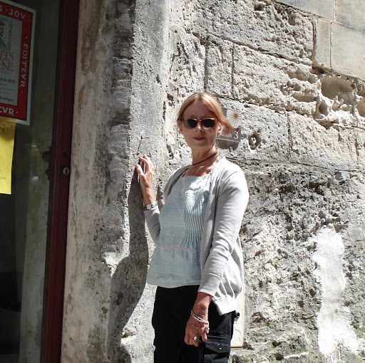 Lucinda Chapman Photo 4