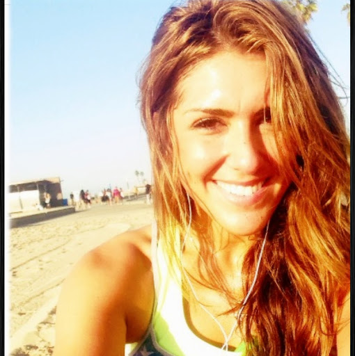 Adrienne Gonzalez Photo 12