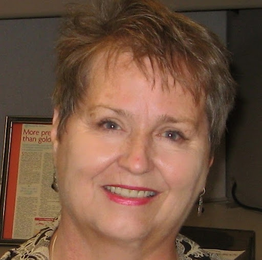 Kathy Hall Photo 40