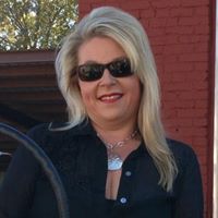 Stacy Evans Photo 21
