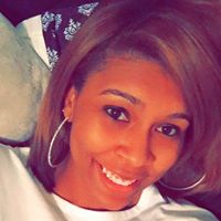 Amber Reynolds Photo 17