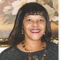 Robin Sweatt Photo 6