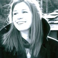 Robyn Wolf Photo 7
