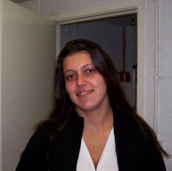 Claudia Santos Photo 7