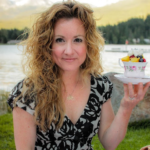 Nicole Fitzgerald Photo 13