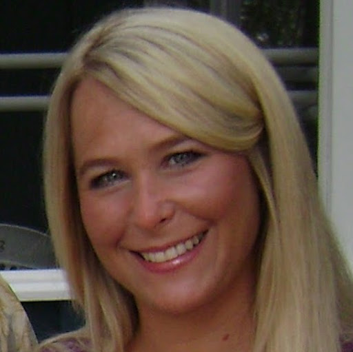 Staci Russell Photo 16