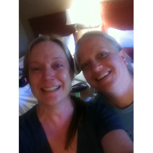 Amy Larsen Photo 28